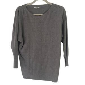 Vida Milano Women's Size Medium Grey Soft Viscose Round Neck Sweater